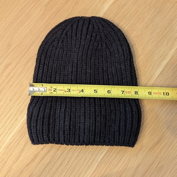 BNWT Badgley Mischka Women's Black Wool Blend Beanie/Chook/Tuque/Hat w/Crystals - Picture 6 of 13